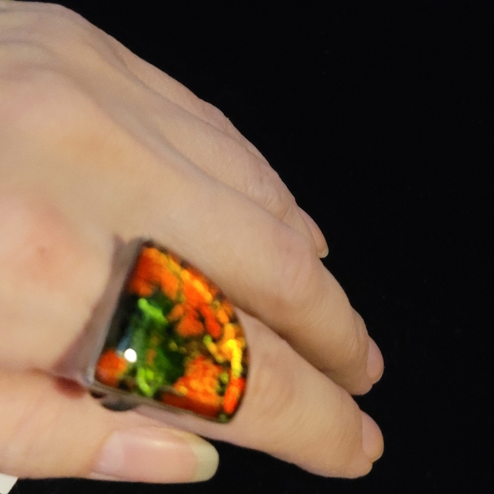 Dichroic Glass Statement Ring,  sz 7.75; set in sterling silver - Picture 9 of 9